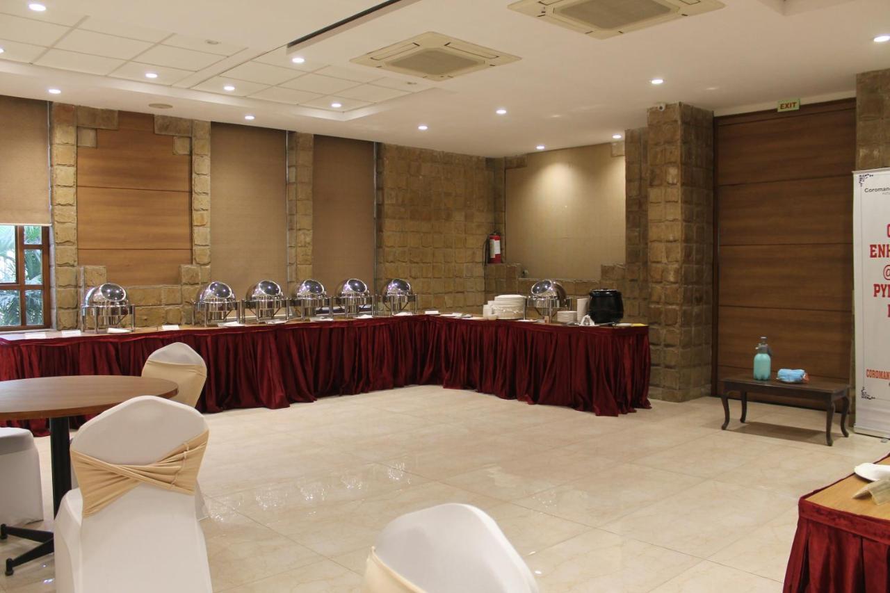 Chryso Hotels Pvt Ltd Ankleshwar Екстериор снимка
